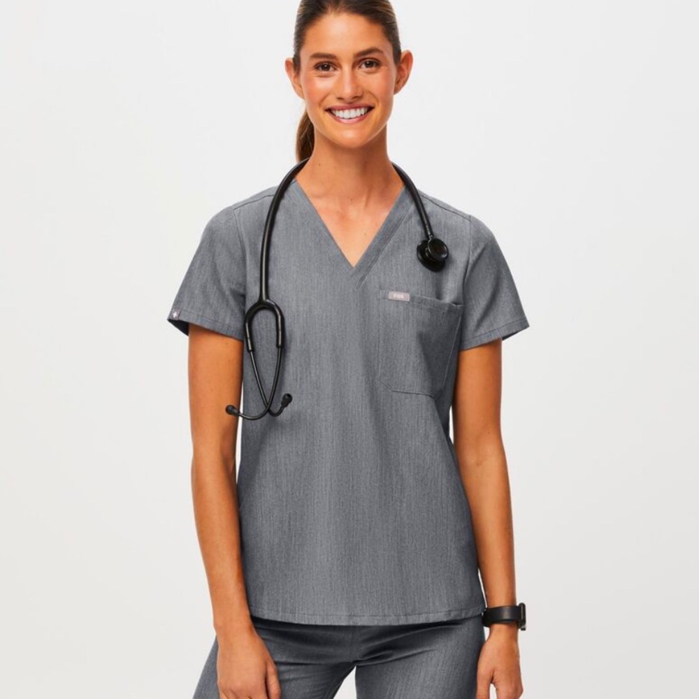 Graphite Figs Catrina scrub top Small